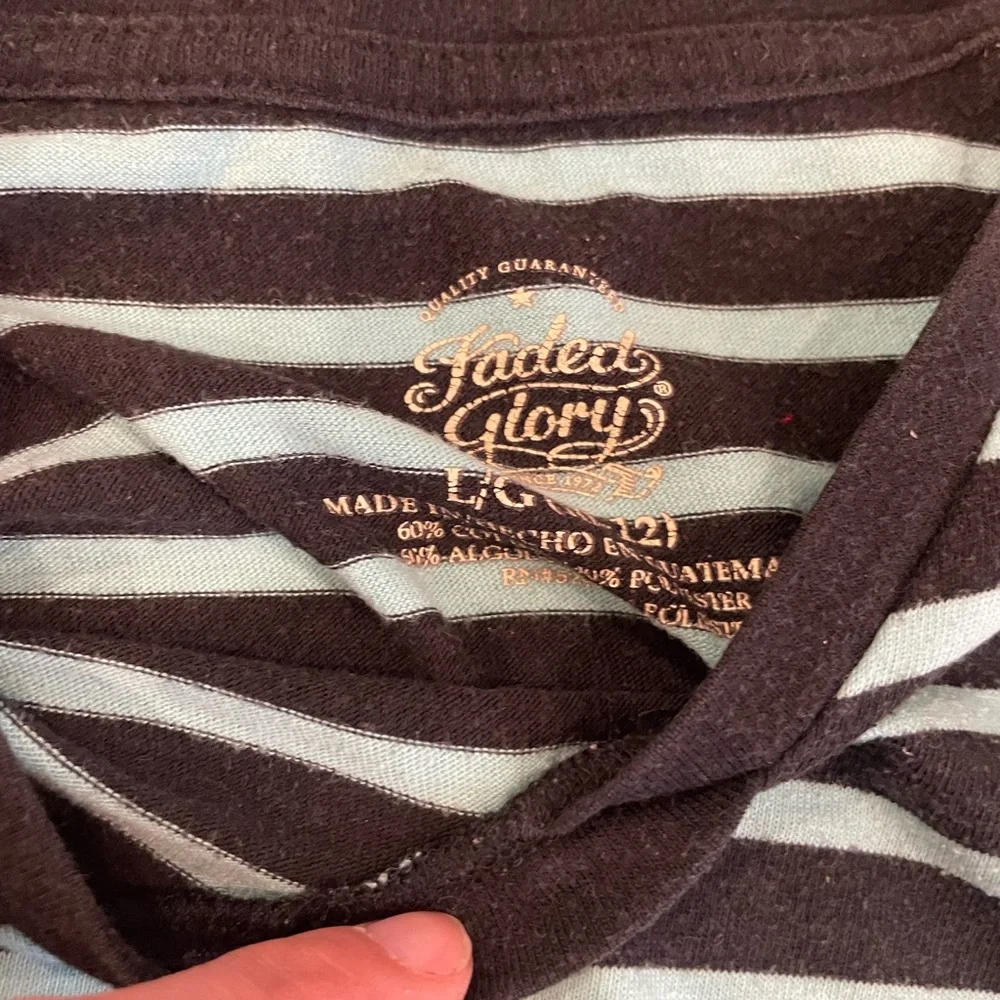 Faded Glory Black and White Striped Long Sleeve Tee